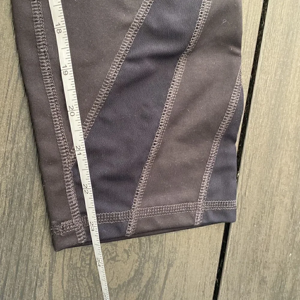 Susan Lucci Black athletic leggings Medium Petite